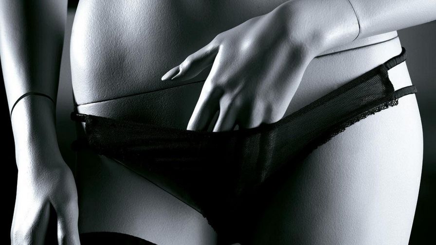 Black & White - Hand down the panties - free sexy porn wallpaper
